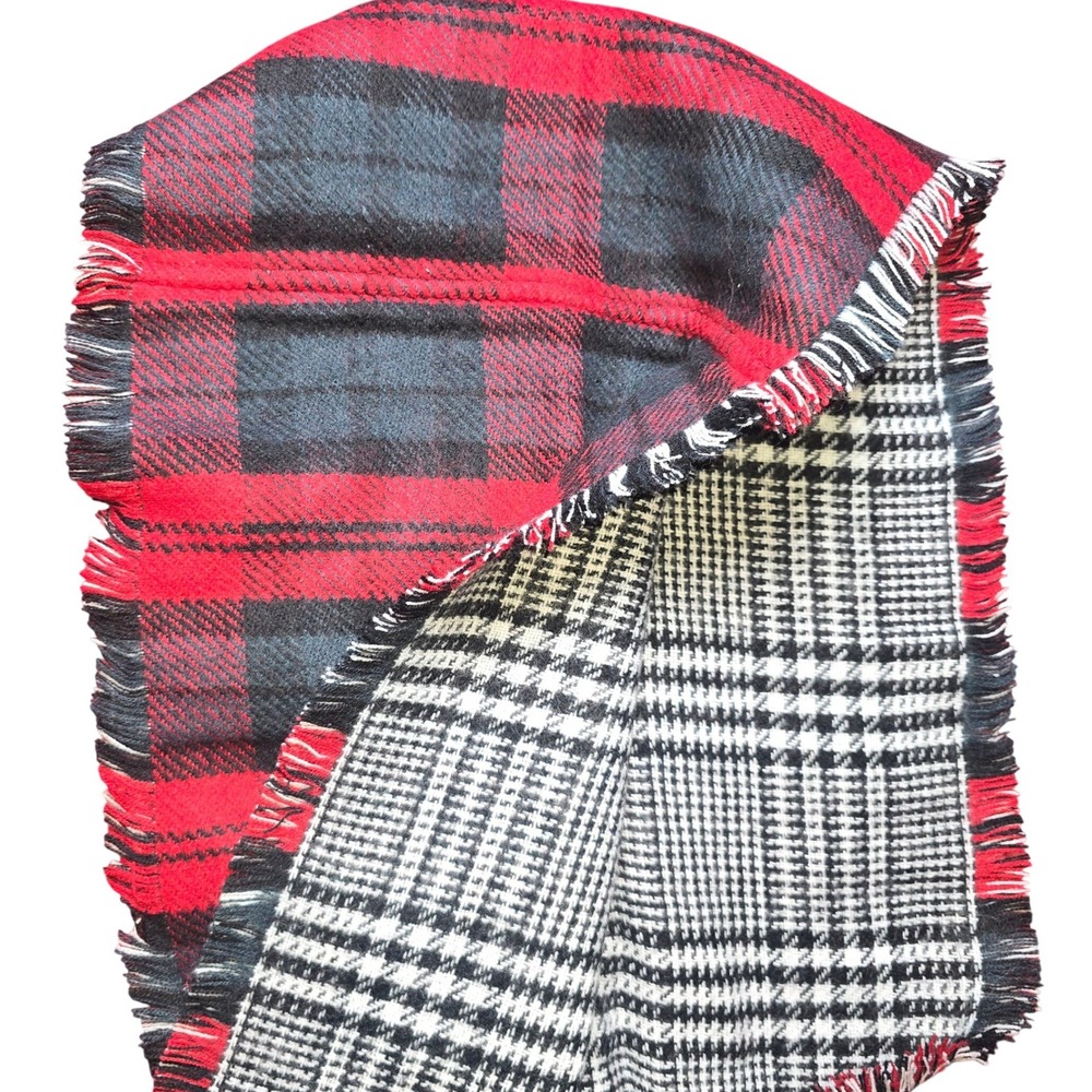 Reversible Convertible Infinity Scarf Black White Red Fringe 31"x15"